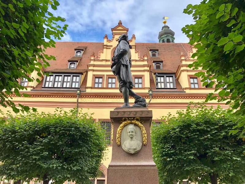 Leipzig: City Tour 2.0  Spot Past with Mobile Projections - What We Loved About It