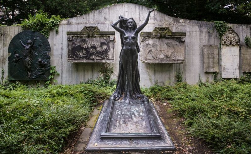 Leipzig Old Cemetery: 75-Minute Dark History Tour - Final Thoughts
