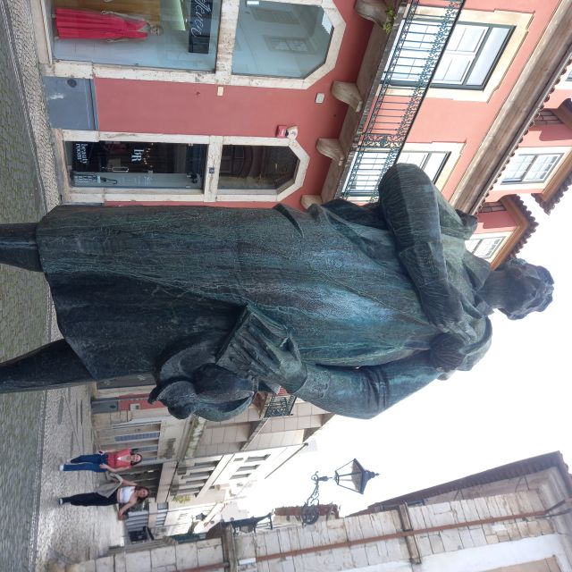 Leiria Walking Tour and Batalha Monastery From Leiria - Jewish Heritage Exploration