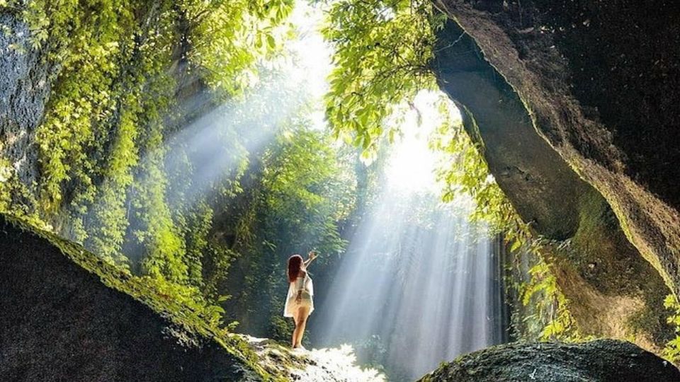Lempuyang Gate of Heaven: Day Trip With a Photographer - Tirta Gangga Water