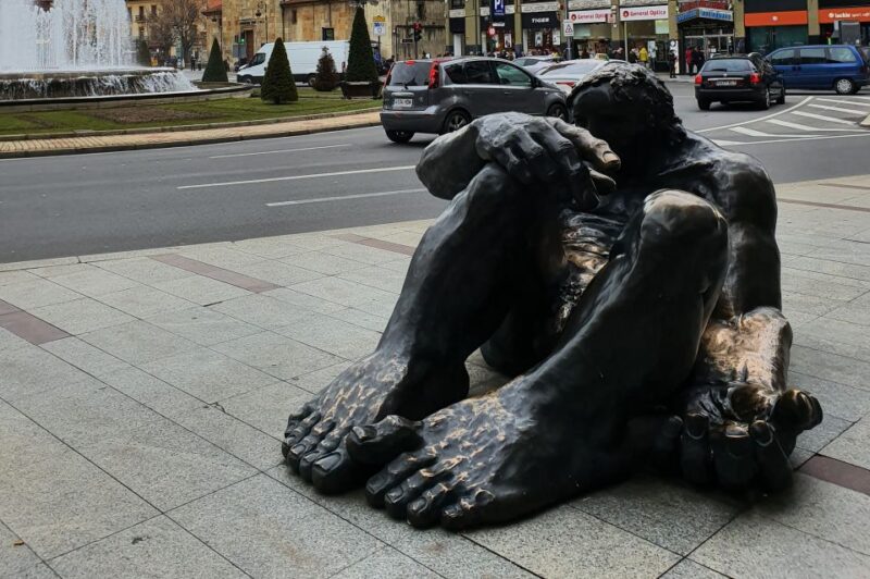 León, Gaudí and Modernism - Experience and Itinerary