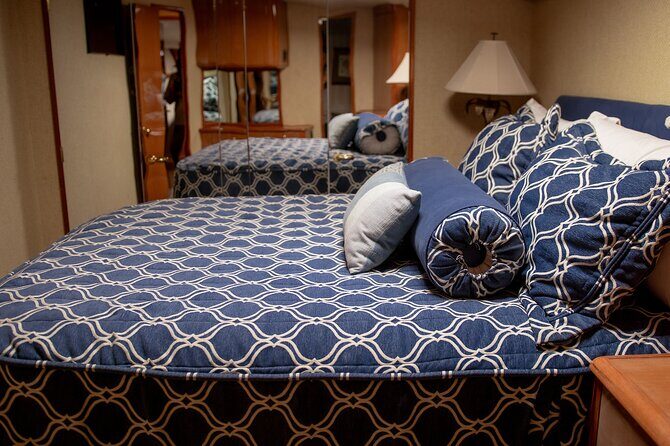 Les Is More 68ft Viking Fishing Yacht Rental - FAQ