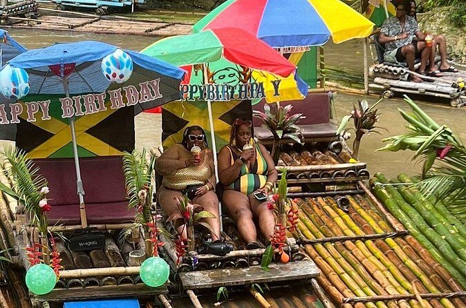 Lethe Bamboo Ratfing w/ Limestone Foot Massage from Montego Bay - The Limestone Foot Massage: A Rejuvenating Touch