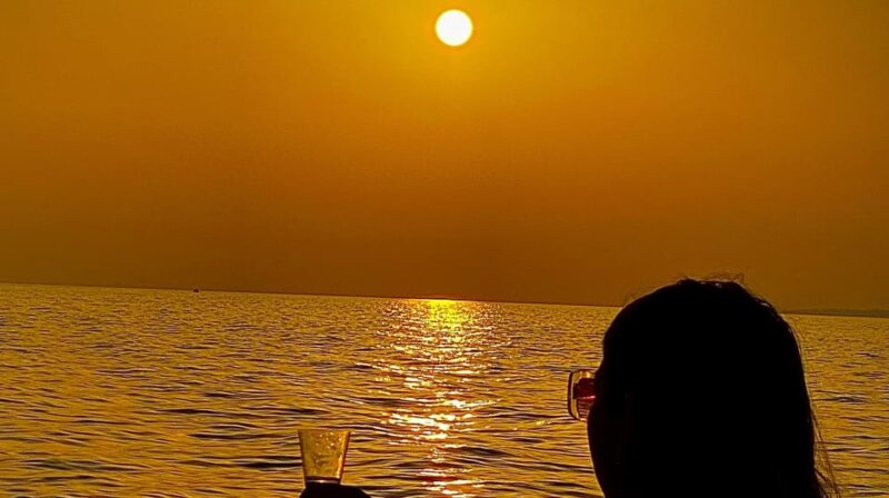 Leuca: SUNSET CAVE TOUR 1h 30 Min - Duration and Group Size