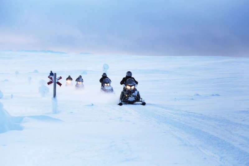 Levi: Snowmobiling Adventure - Overview of Snowmobiling in Levi