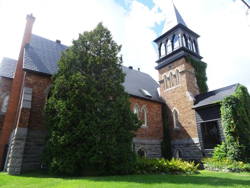 Lévis Self-Guided Walking Tour and Scavenger Hunt - Inclusions