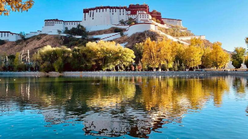 Lhasa: 5-Day Private Tour with Potala Palace & Yamdrok Lake - Exploring Lhasa: What You Can Expect from the Tour