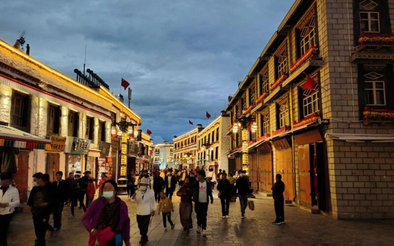 Lhasa: Private Full-Day Tour W/ Lunch - Itinerary Highlights