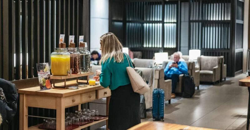 LHR London Heathrow Airport: Plaza Premium Lounge - Pricing and Booking
