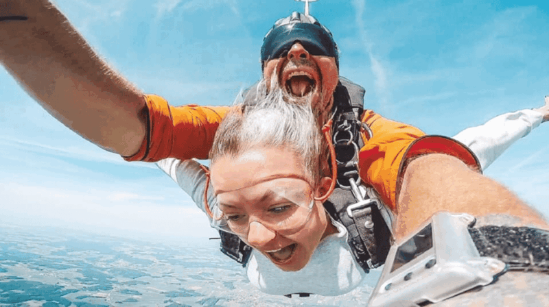 Lienz: Thrilling Tandem Skydiving Over the Alps - Pricing and Duration