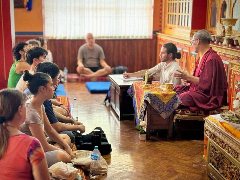 Life and spirituality tour of Kathmandu - Pick-up and Introduction