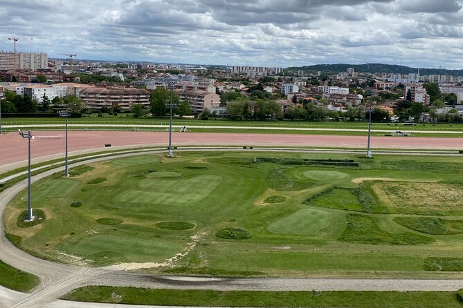 Life-size 9-hole Mini Golf in Toulouse - Good To Know