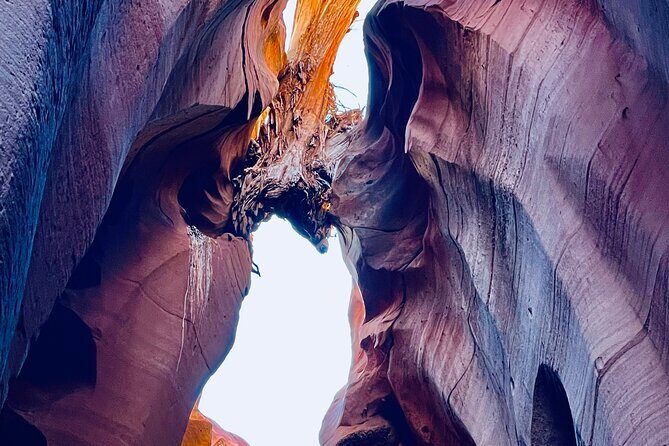 Ligai Si Anii Canyon Tour through Antelope Canyon - In The Sum Up