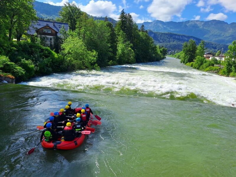 Light rafting tour for adults & families with children aged 8 and over - An In-Depth Look at the Rafting Experience