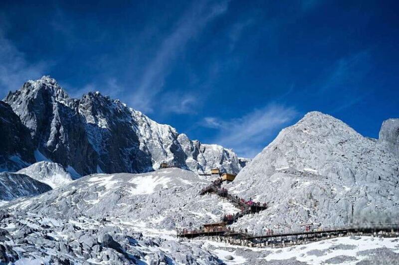 Lijiang: Jade Dragon Snow Mountain and Blue Moon Valley Tour - Lijiang: Jade Dragon Snow Mountain and Blue Moon Valley Tour — An In-Depth Review