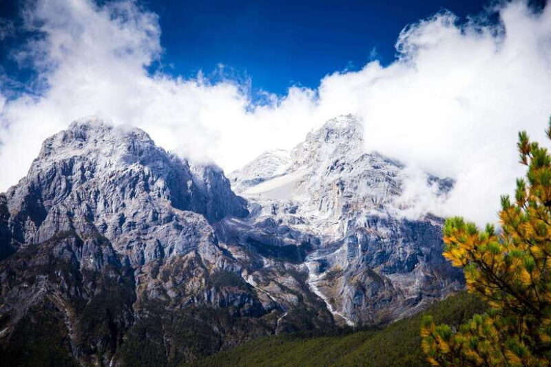 Lijiang: Jade Dragon Snow Mountain and Blue Moon Valley Tour - Key Points