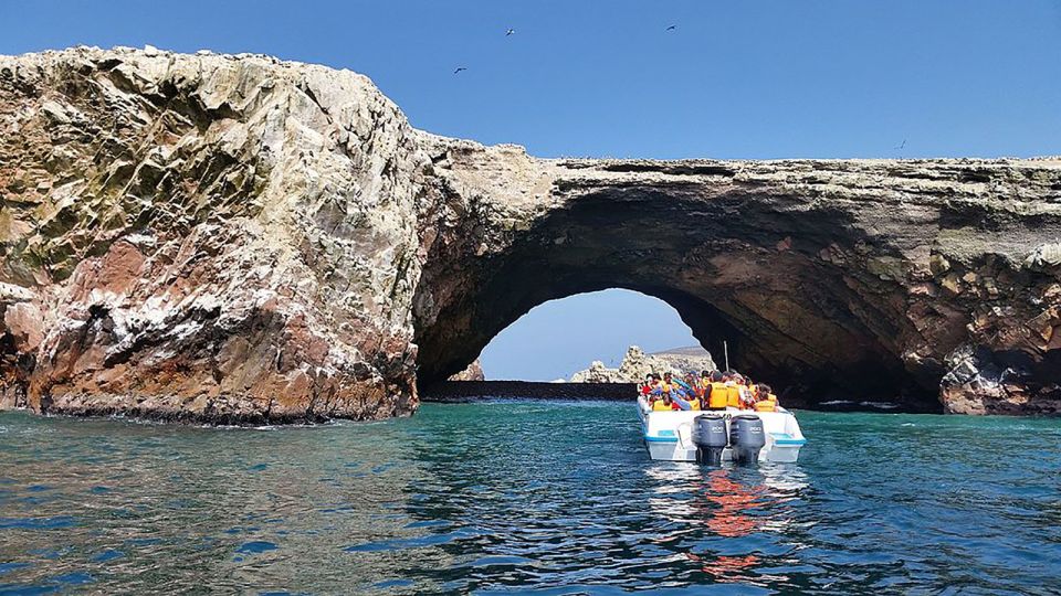 Lima: Ballestas & Huacachina Day Trip W/ Nazca Lines Flight - La Huacachina Oasis Visit