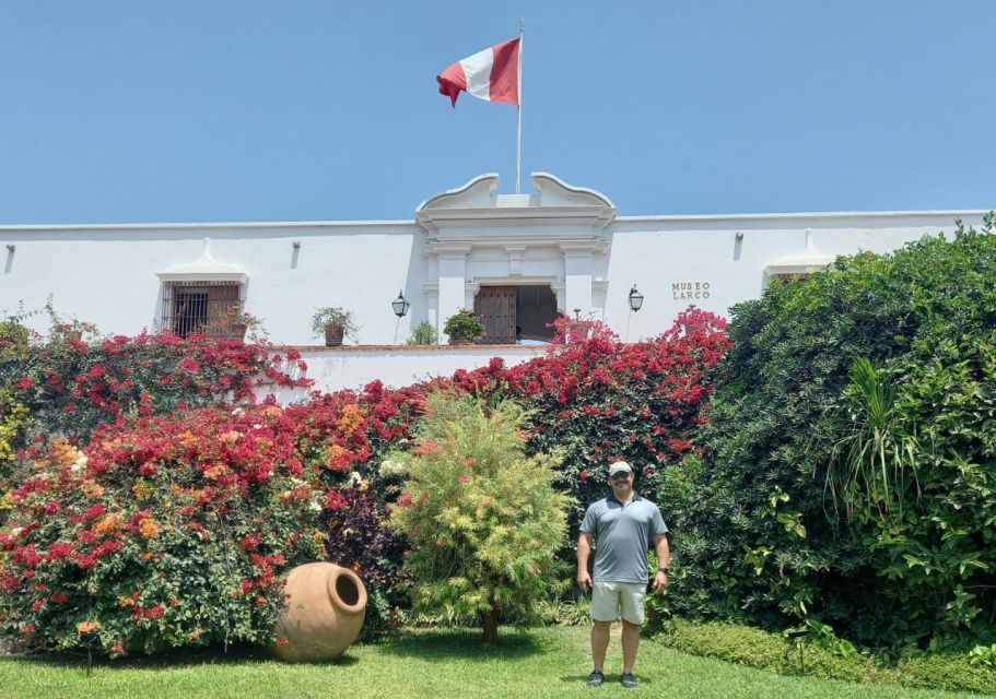 Lima: Larco Museum, Dinner and Magic Water Circuit Tour - Key Points