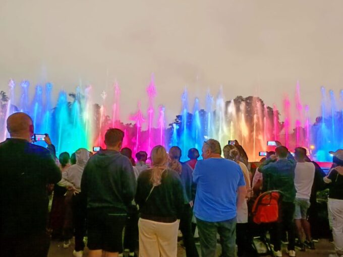 Lima: Magic Water Circuit Light Show Tour With Pickup - Tips for Visitors