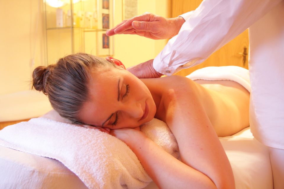 Linguaglossa: Turkish Spa and Massage With Wine Tasting - Important Considerations