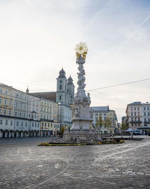 Linz private guided city tour - Exploring Linz: The Highlights