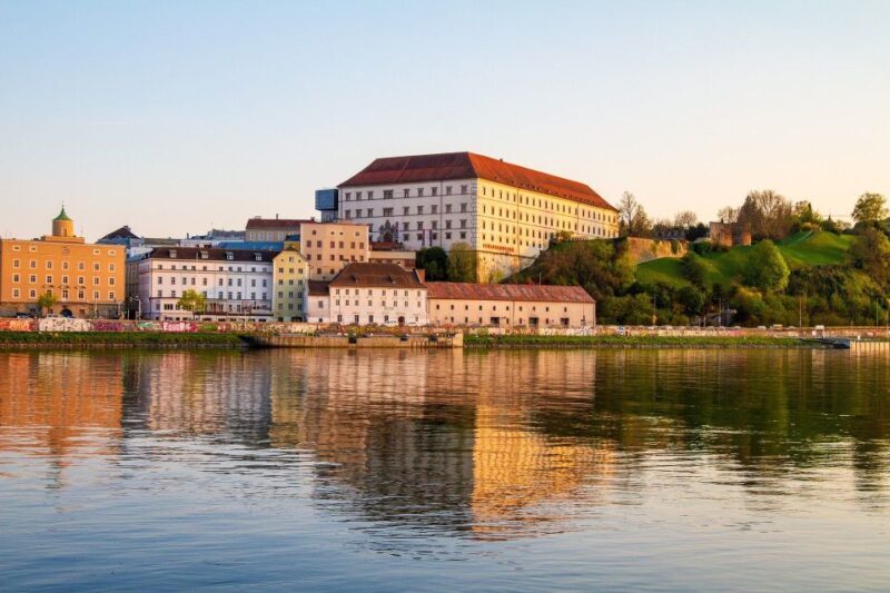 Linz Private Walking Tour - Key Points