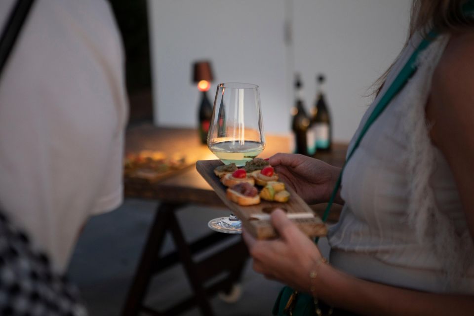 LIPARI: SUNSET WINE TASTING - Location and Itinerary