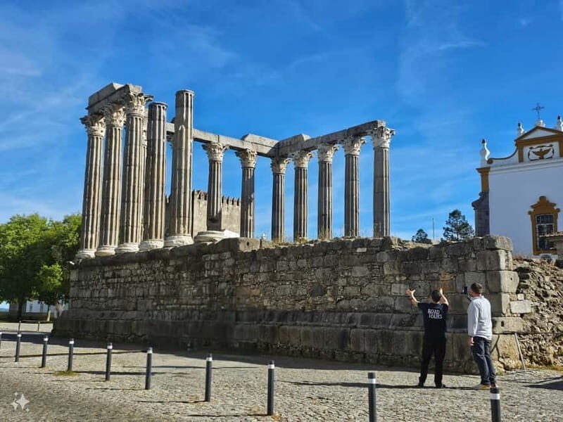 Lisboa: Évora, Cartuxa & Arraiolos Tour with Chapel of Bones - Who Will Love This Tour?
