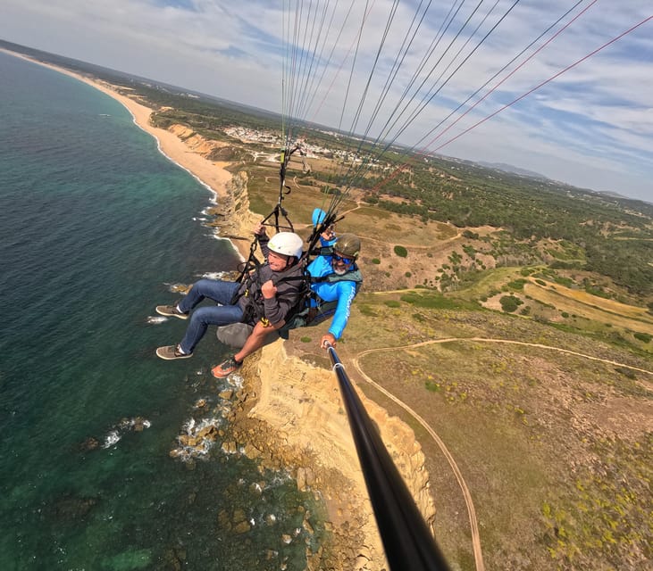 Lisboa: Paragliding Flight - Praia das Bicas - Lisboa: Paragliding Flight - Praia das Bicas