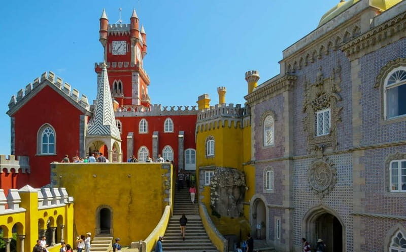 Lisboa: Sintra, Pena, Regaleira, Roca Coast, & Cascais Tour - Transportation: Comfort and Convenience