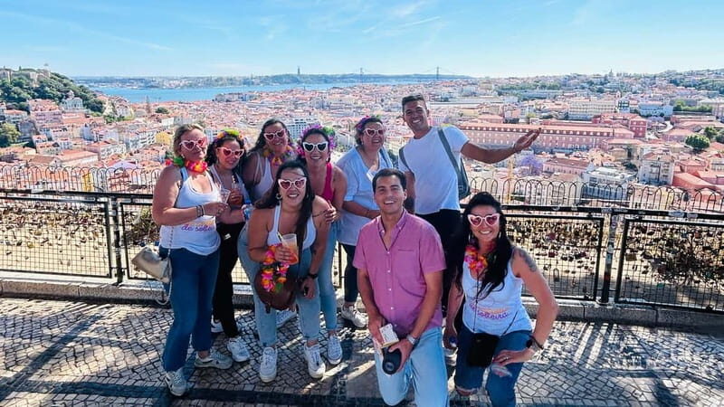 Lisboa: Tuk Tuk ride in Alfama & pick-up you at the hotel. - FAQ