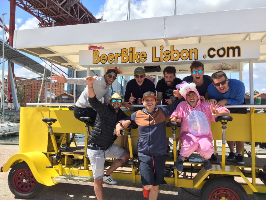 Lisbon: 1-Hour Beer or Sangria Bike Sightseeing Tour - Logistics and Requirements