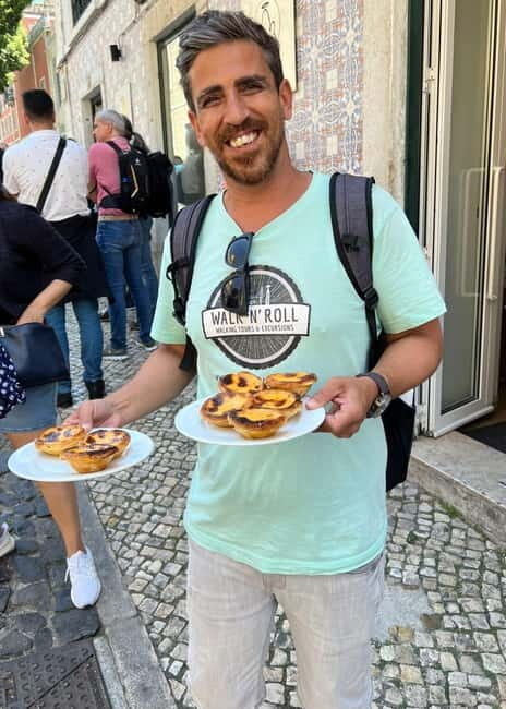 Lisbon: 2.5-hour city tour with 4 local tastings - The Itinerary Breakdown