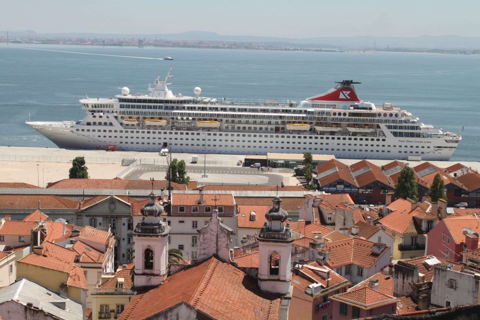 Lisbon: 2-Hour Walking Tour Shore Excursion - Key Points
