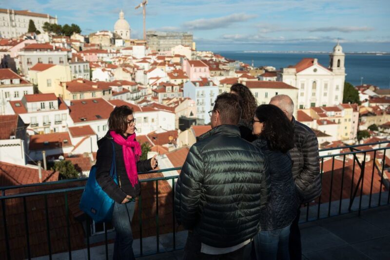 Lisbon: 2h Old Lisbon Tuk Tuk Tour - An in-depth look at the experience
