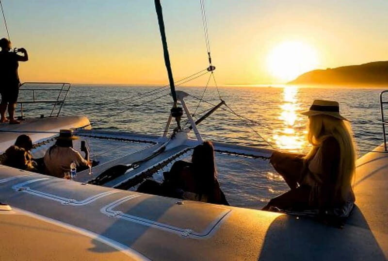 Lisbon: 3-Hour Sail and Dine Sunset Boat Tour - An Overview of the Lisbon Sunset Sail and Dine Experience