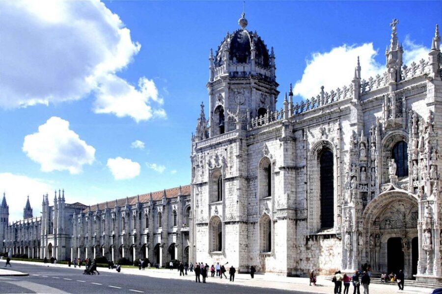 Lisbon: 4Hour Tuk Tuk Tour // See Everything! - Why Choose a Tuk Tuk Tour in Lisbon?