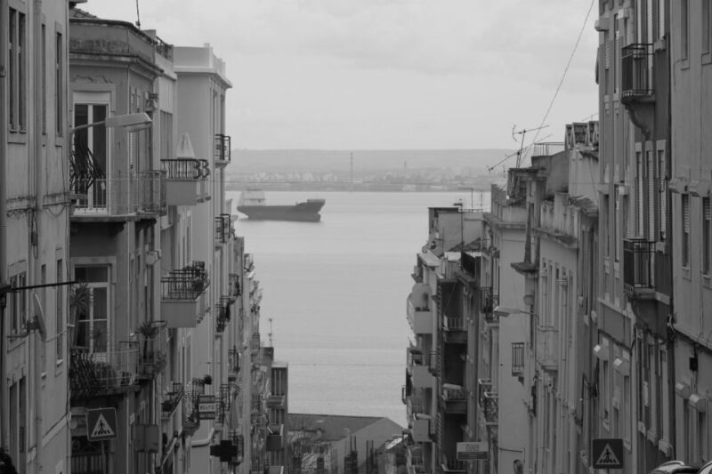Lisbon: Alfama and São Jorge Castle Quarters Walking Tour - FAQ
