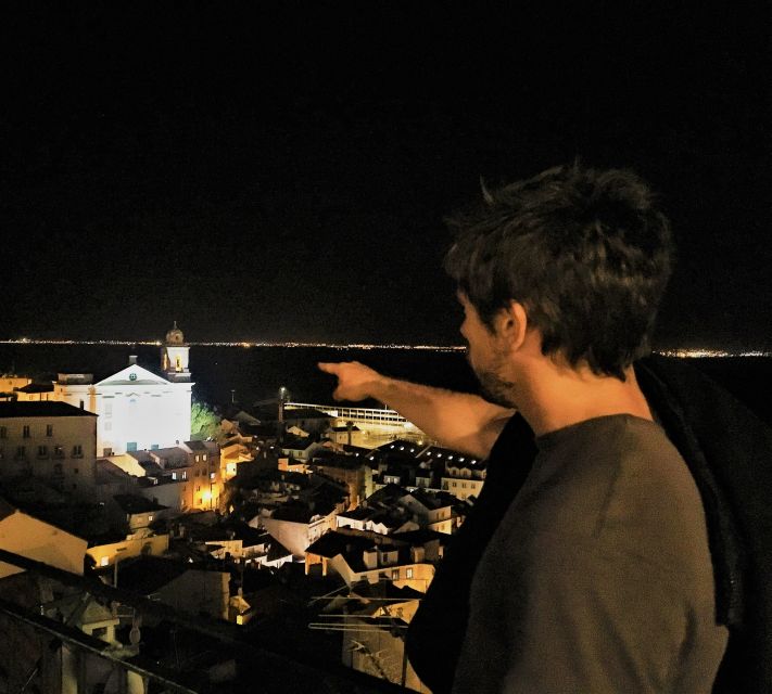 Lisbon: Alfama Tour and Live Fado With Traditional Dinner - Key Points