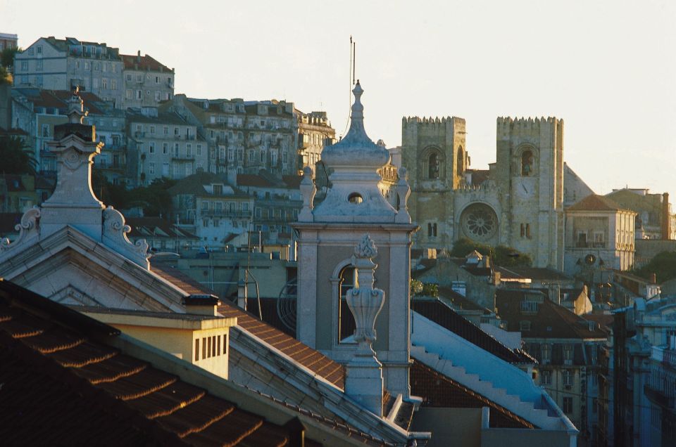 Lisbon: Alfama Walking Tour - Meeting Point and Duration