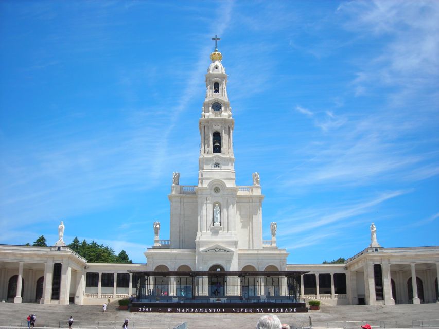 Lisbon and Fatima Sanctuary Full-Day Private Tour - Booking and Inclusions