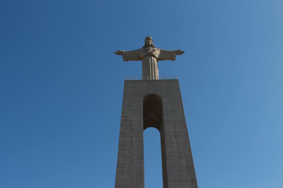 Lisbon: Arrábida and Sesimbra Day Trip With Wine - Arrábida Natural Park
