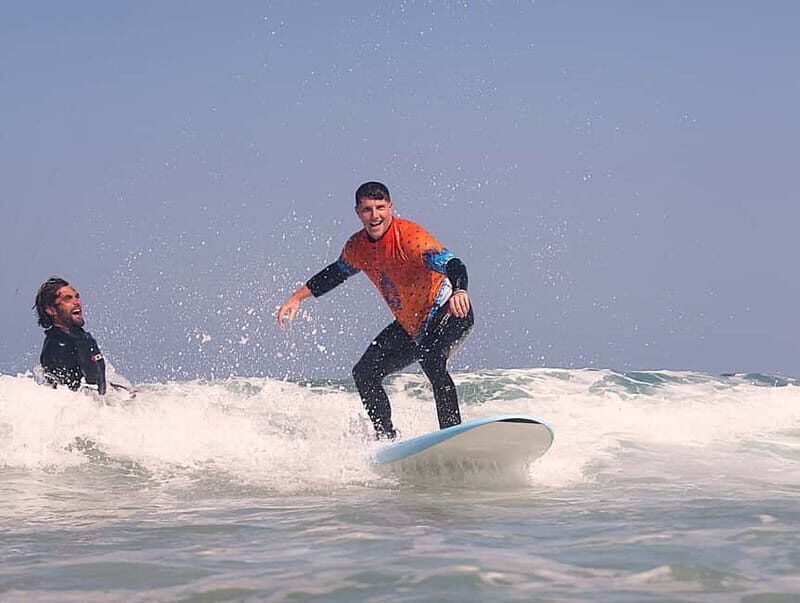 Lisbon - Cascais: Surf, Smile and Sunsets (Lessons Everyday) - Gear and Comfort