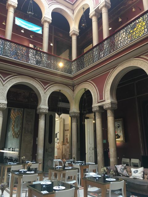 Lisbon: Chiado the Bohemian Walking Tour Downhill to Baixa - Food Tasting Opportunities