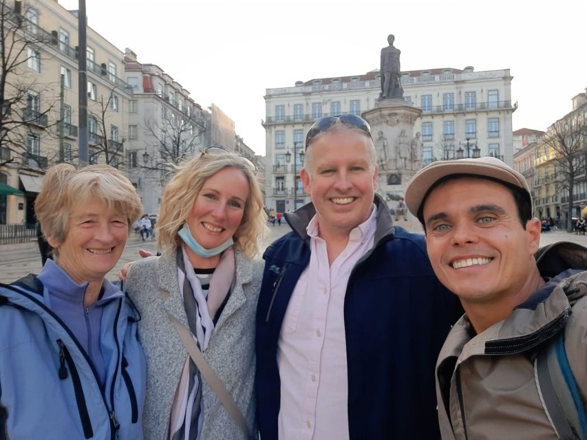 Lisbon: City Sightseeing Private Tour With Guide - Iconic Landmarks