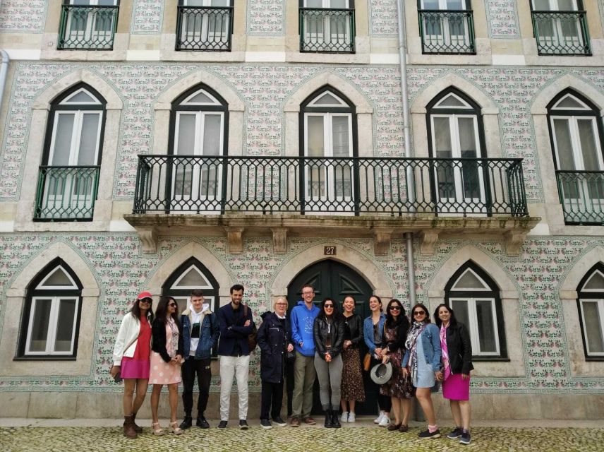Lisbon: City Sightseeing Private Tour With Guide - Taste Traditional Ginjinha