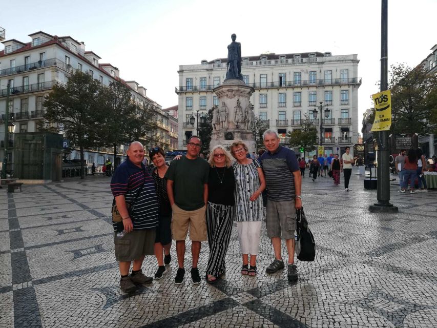 Lisbon: City Sightseeing Private Tour With Guide - Tour Itinerary