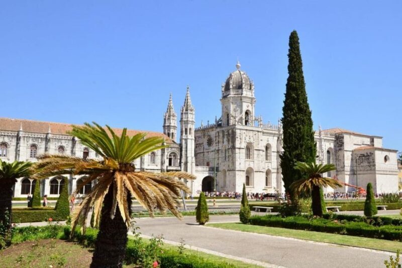 Lisbon City Tour: All Must-See Attractions with Expert Guide - Experience and Value of the Lisbon City Tour  