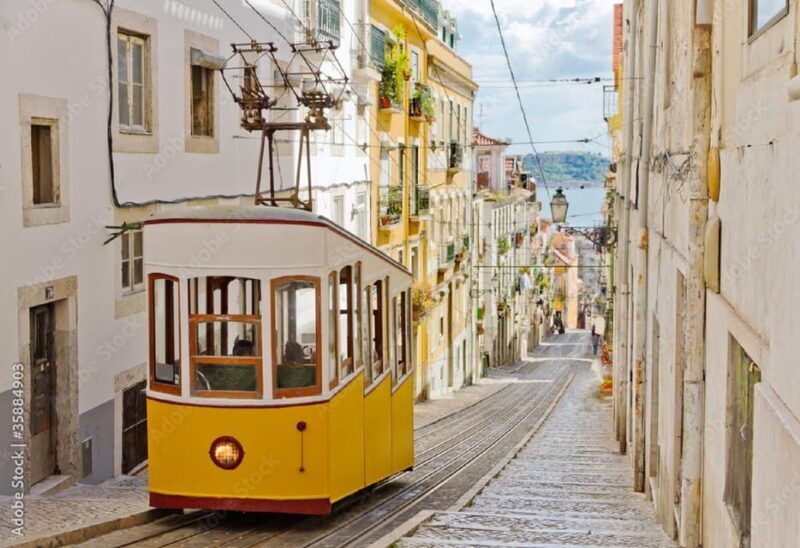 Lisbon City Tour HALF DAY 4h - VAN - Frequently Asked Questions