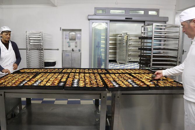 Lisbon City Tour: THE MOST COMPLETE - Authentic Lisbon—Food, Views, and Culture